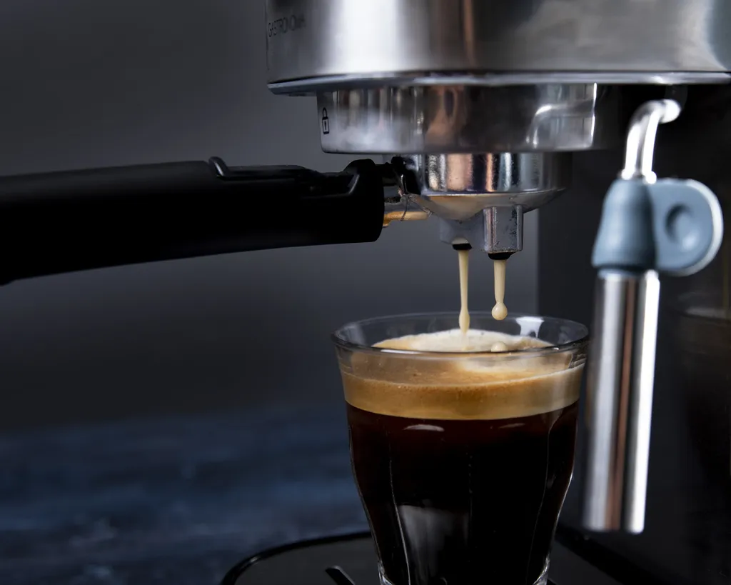 GASTRONOMA 18110001 Espressomaschine Baristo. Siebträgermaschine Mit 15 Bar Druck Und Milchaufschäumer 13 GASTRONOMA 18110001 Espressomaschine Baristo. Siebträgermaschine Mit 15 Bar Druck Und Milchaufschäumer – Bild 11