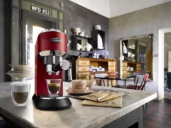 De'Longhi DeLonghi EC685.R Dedica Style Siebträger Espressomaschine Rot -Bosch Verkäufe 1f639d3d6deeacd980545fec557a7dd2