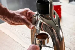 ROK Espressomaschine GC 9 ROK Espressomaschine GC -Bosch Verkäufe 61381175ff26639c7a58bf25e82efd98