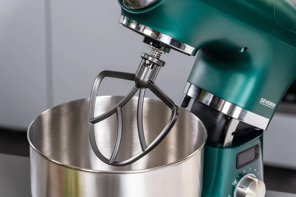 SEVERIN Küchenmaschine - Grün Limited Edition KM 3896 Aus Edelstahl, Matt-Grün Edelstahl Gebürstet Schwarz 8 SEVERIN Küchenmaschine - Grün Limited Edition KM 3896 Aus Edelstahl, Matt-Grün Edelstahl Gebürstet Schwarz – Bild 6