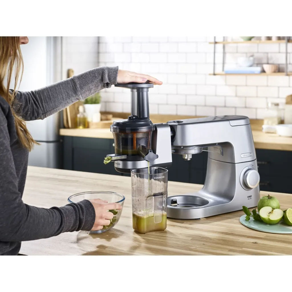 Kenwood KAX720PL Slow Juicer Entsafter 7 Kenwood KAX720PL Slow Juicer Entsafter – Bild 5
