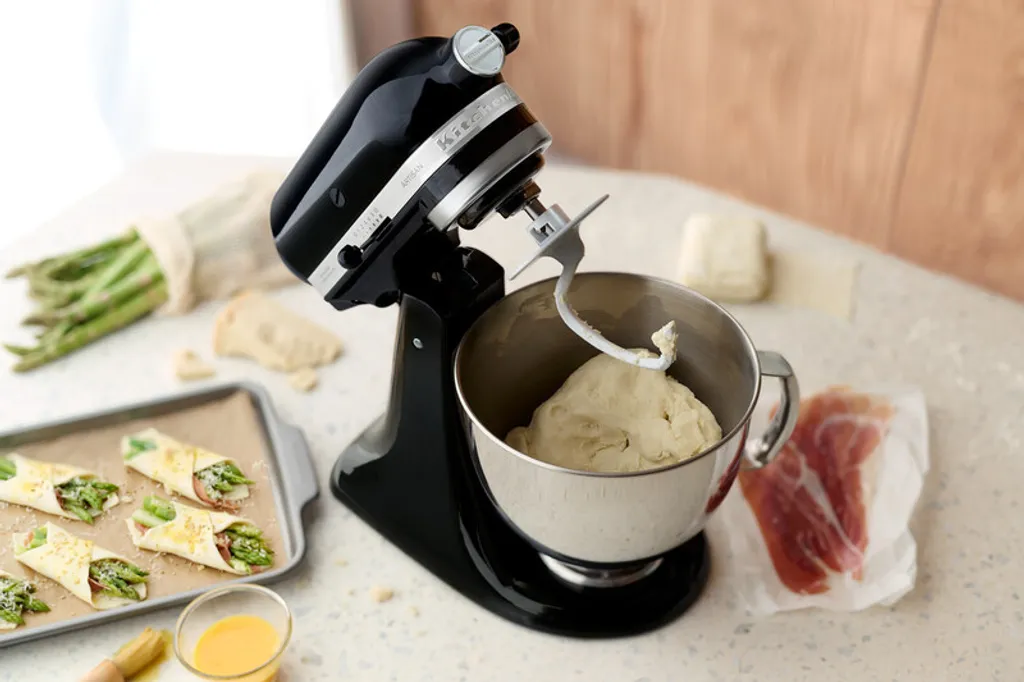 KitchenAid 4,8 L 5KSM175 Artisan Küchenmaschine Set 4 Gemüseschneider+Fleischwolf+Spritzgebäckvors, Farbe:Liebesapfelrot 5 KitchenAid 4,8 L 5KSM175 Artisan Küchenmaschine Set 4 Gemüseschneider+Fleischwolf+Spritzgebäckvors, Farbe:Liebesapfelrot – Bild 3