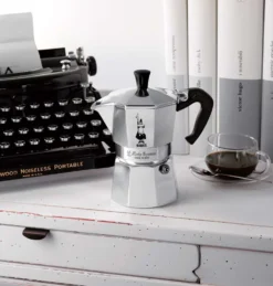 Bialetti Moka Express - 3 Tassen Espressokocher -Bosch Verkäufe ee07eba8e793e9afff4dbf15af6963ac